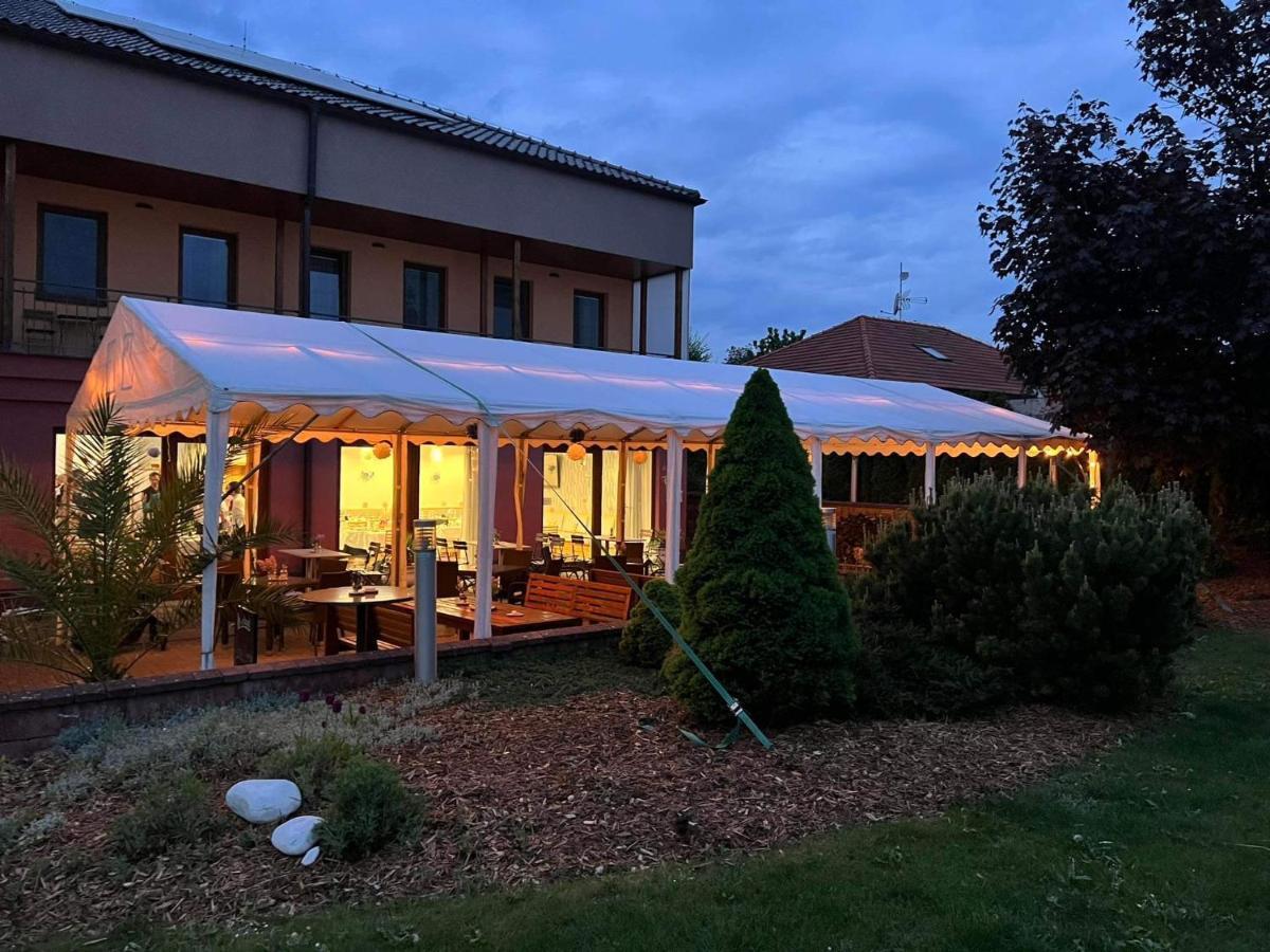 Penzion u Bláhů Dolany  Exterior foto